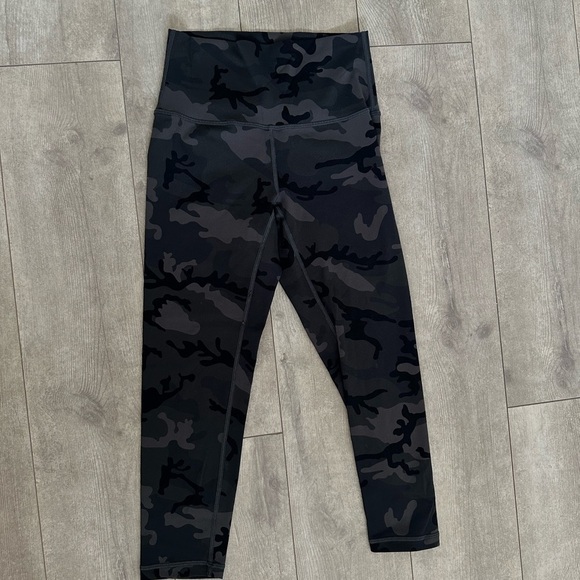 Zyia Active Leggings size 0 camo - Picture 7 of 9